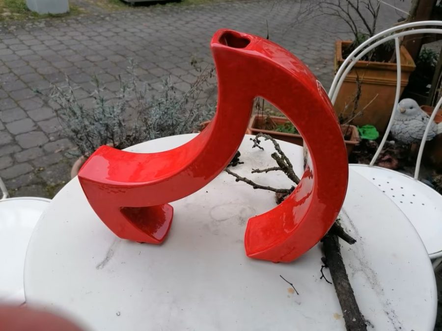 Rote Keramik-Vase im 70er Jahre Spaceage-Design